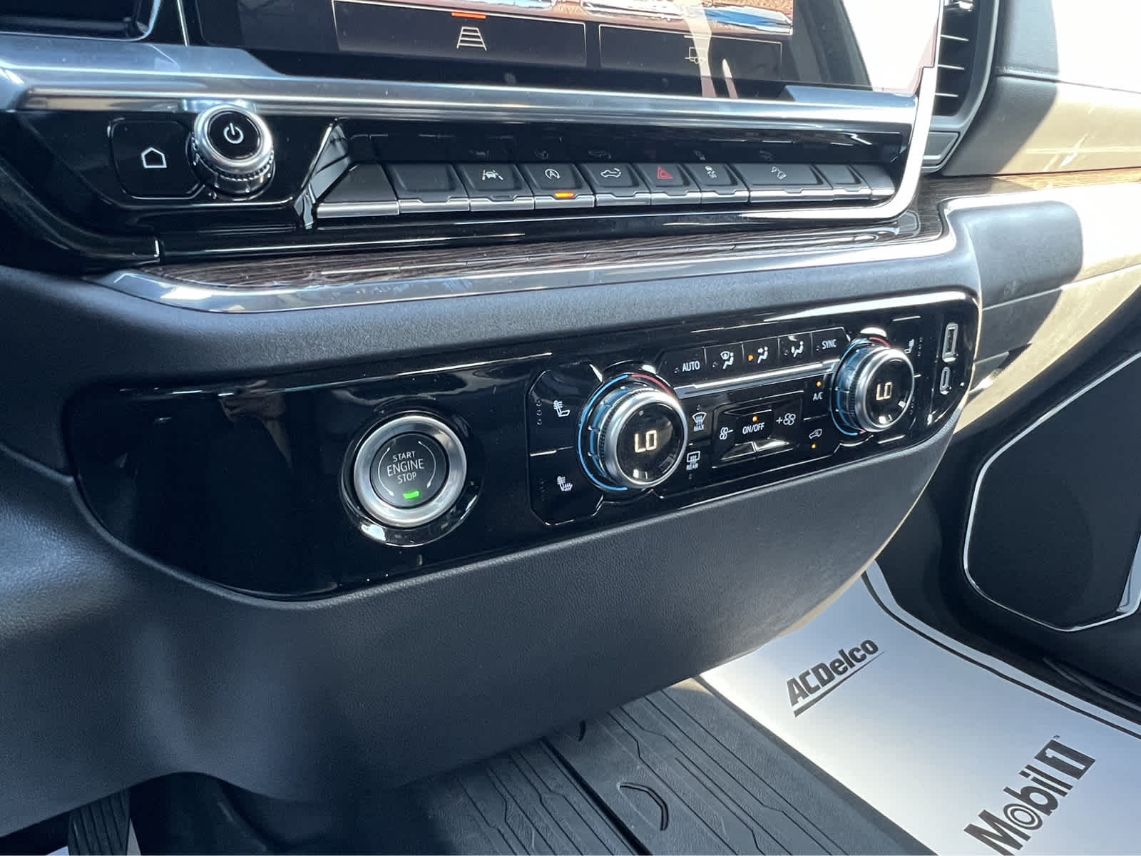 2024 Gmc Sierra 1500 Elevation photo 14