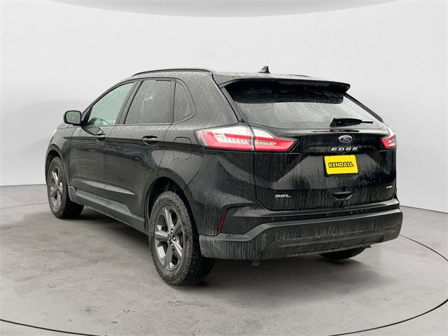 2024 Ford Edge SEL photo 3