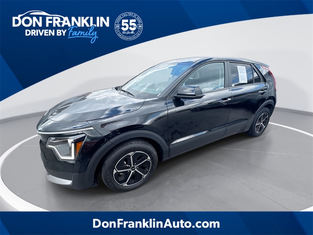 2024 Kia Niro LX's photo