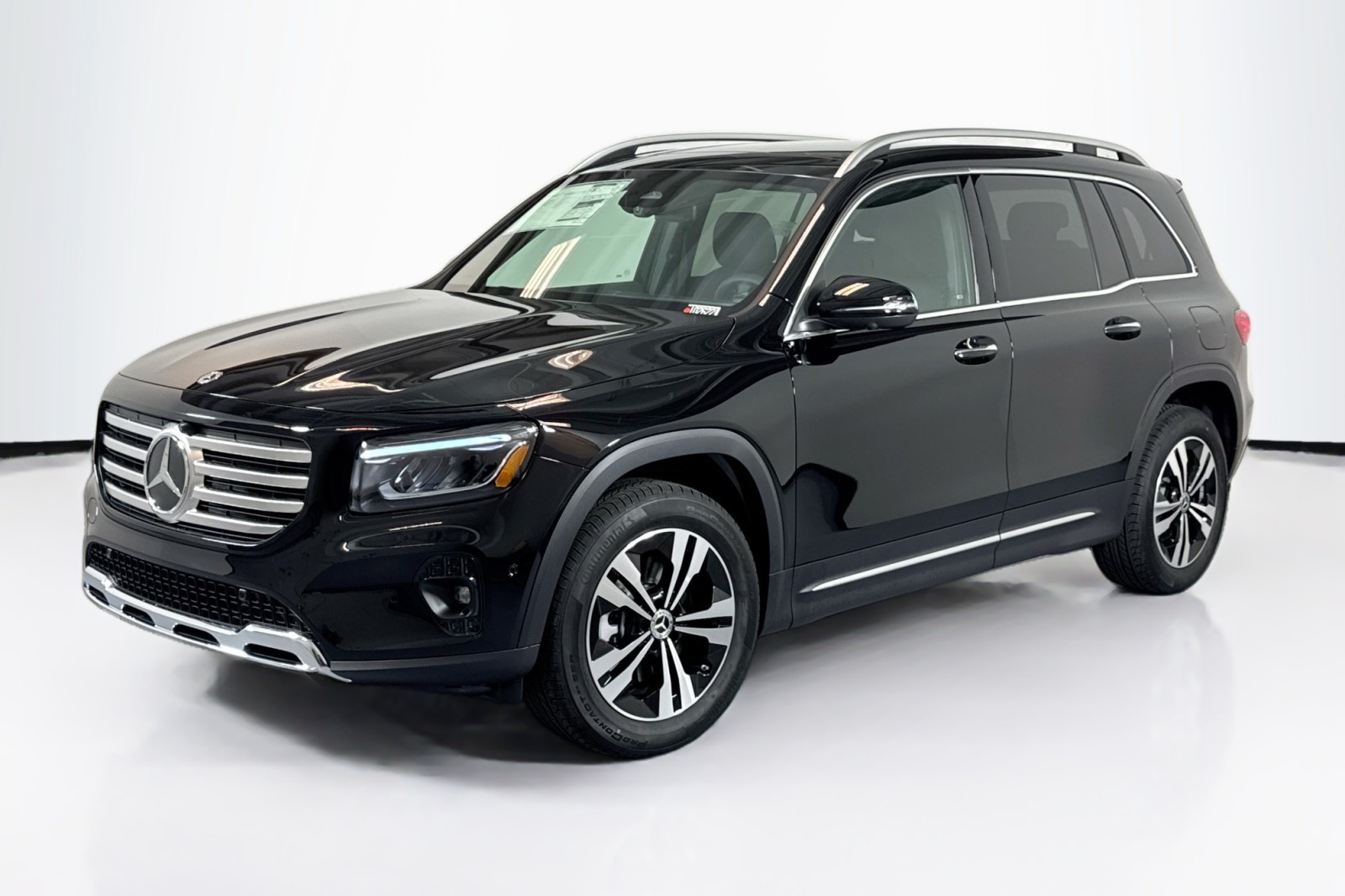 2026 Mercedes-Benz GLB GLB 250's photo