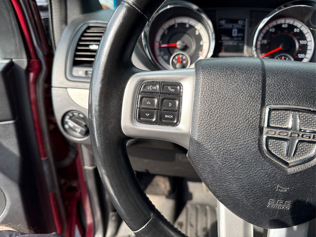 2015 Dodge Grand Caravan R/T photo 35