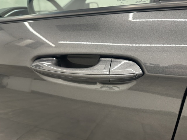 2020 Ford Edge ST photo 19