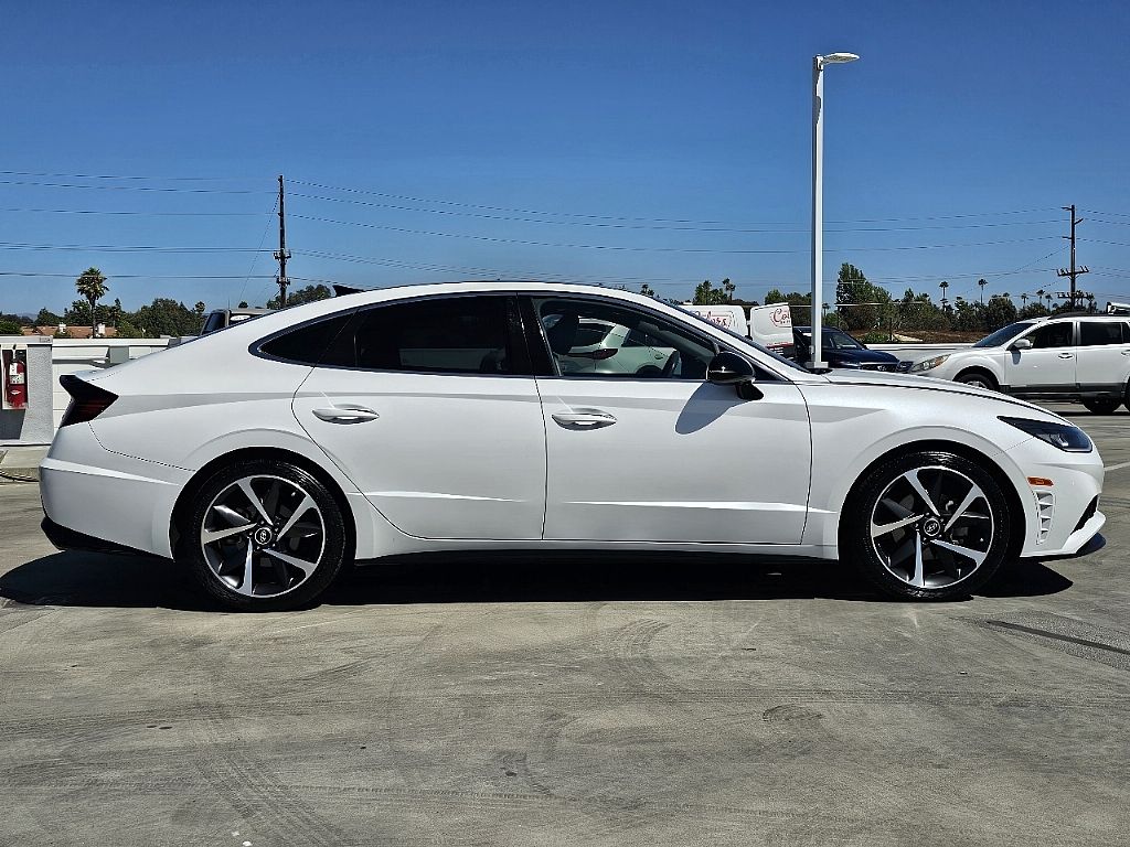 2021 Hyundai Sonata SEL Plus photo 7