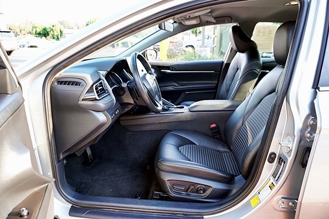 2024 Toyota Camry SE photo 12