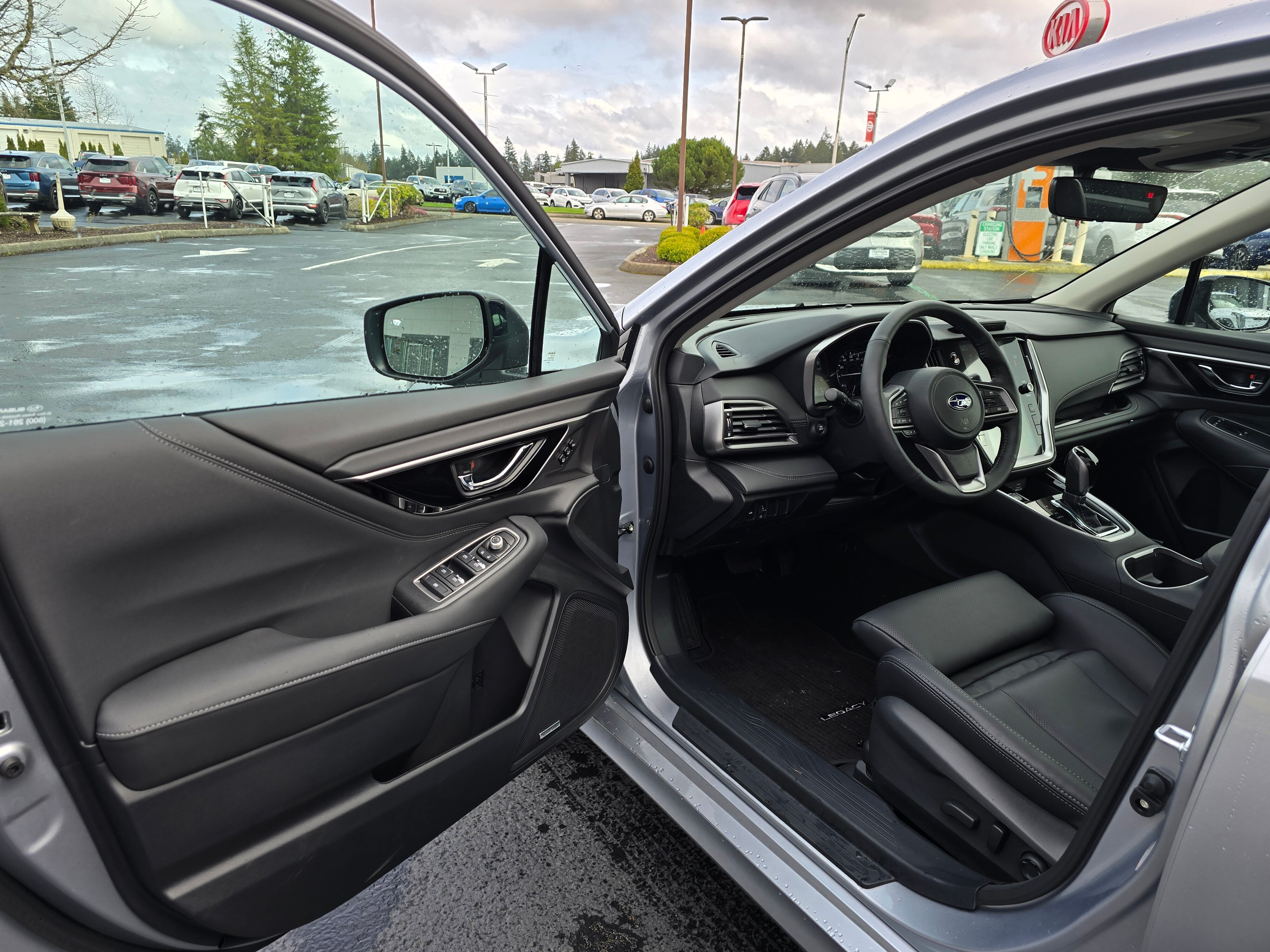 2025 Subaru Legacy Limited photo 4