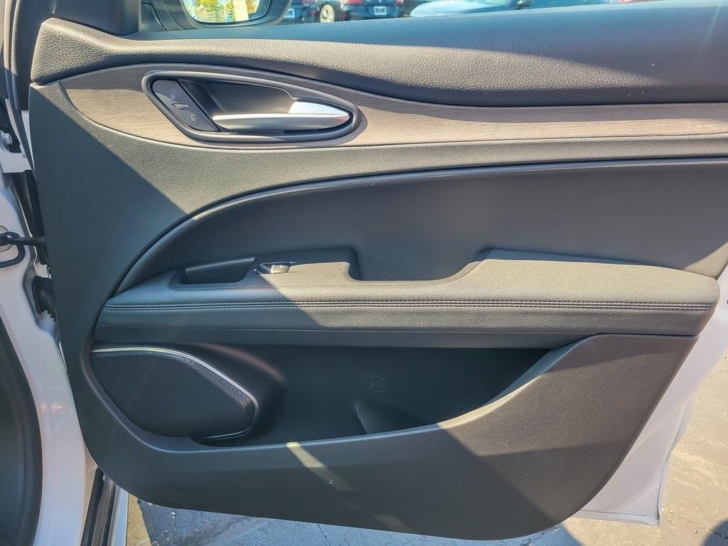 2022 ALFA ROMEO STELVIO - Image 23
