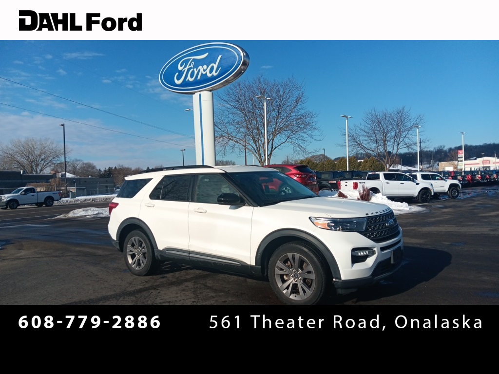 2023 Ford Explorer XLT's photo