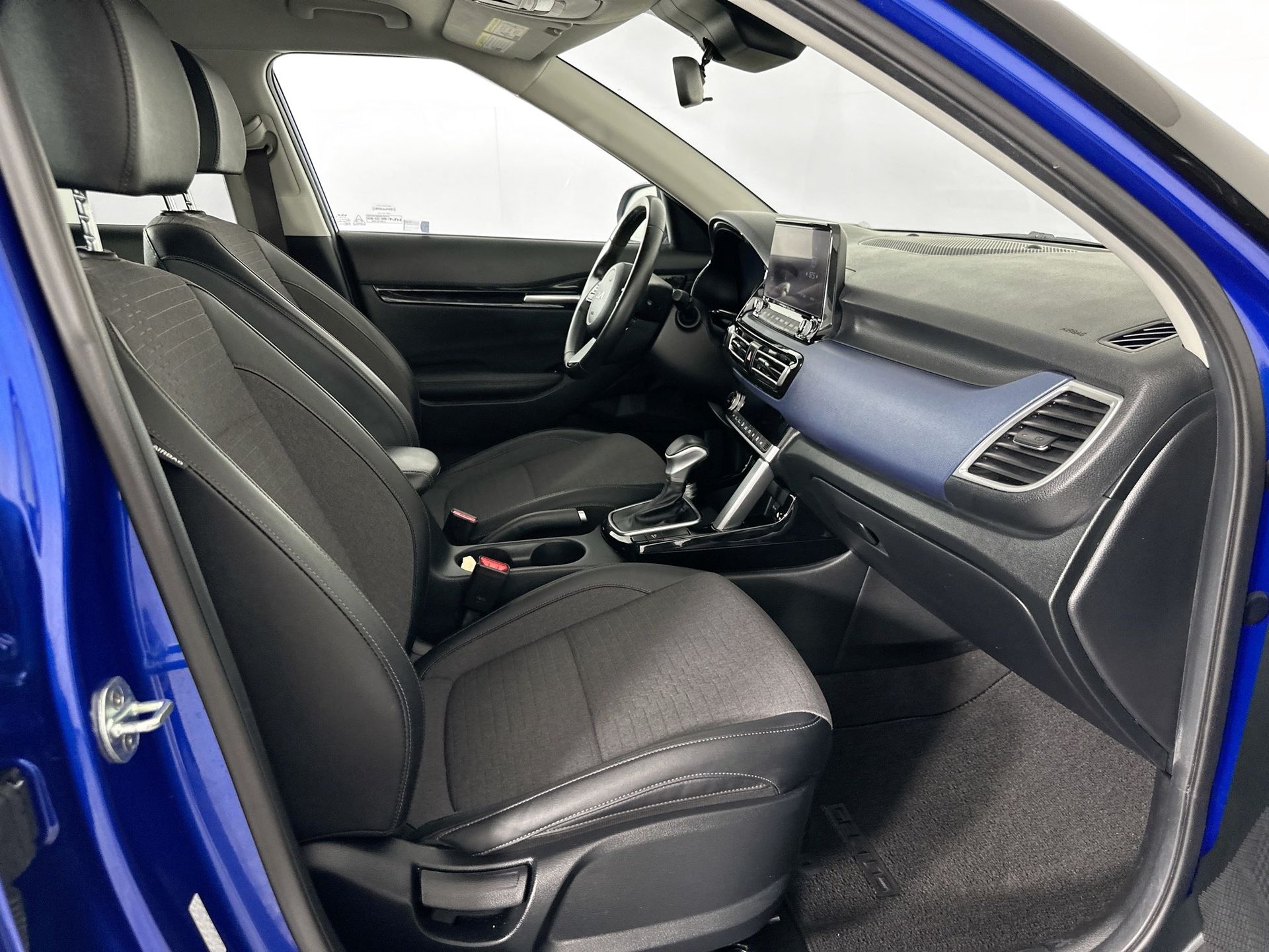 2022 Kia Seltos S photo 22
