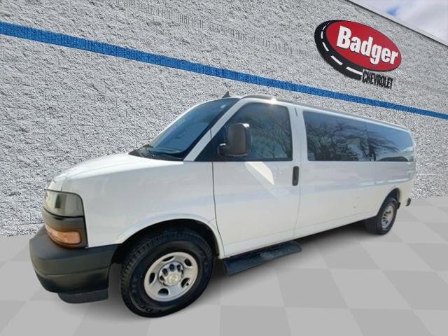 2022 Chevrolet Express Passenger 3500 photo 31