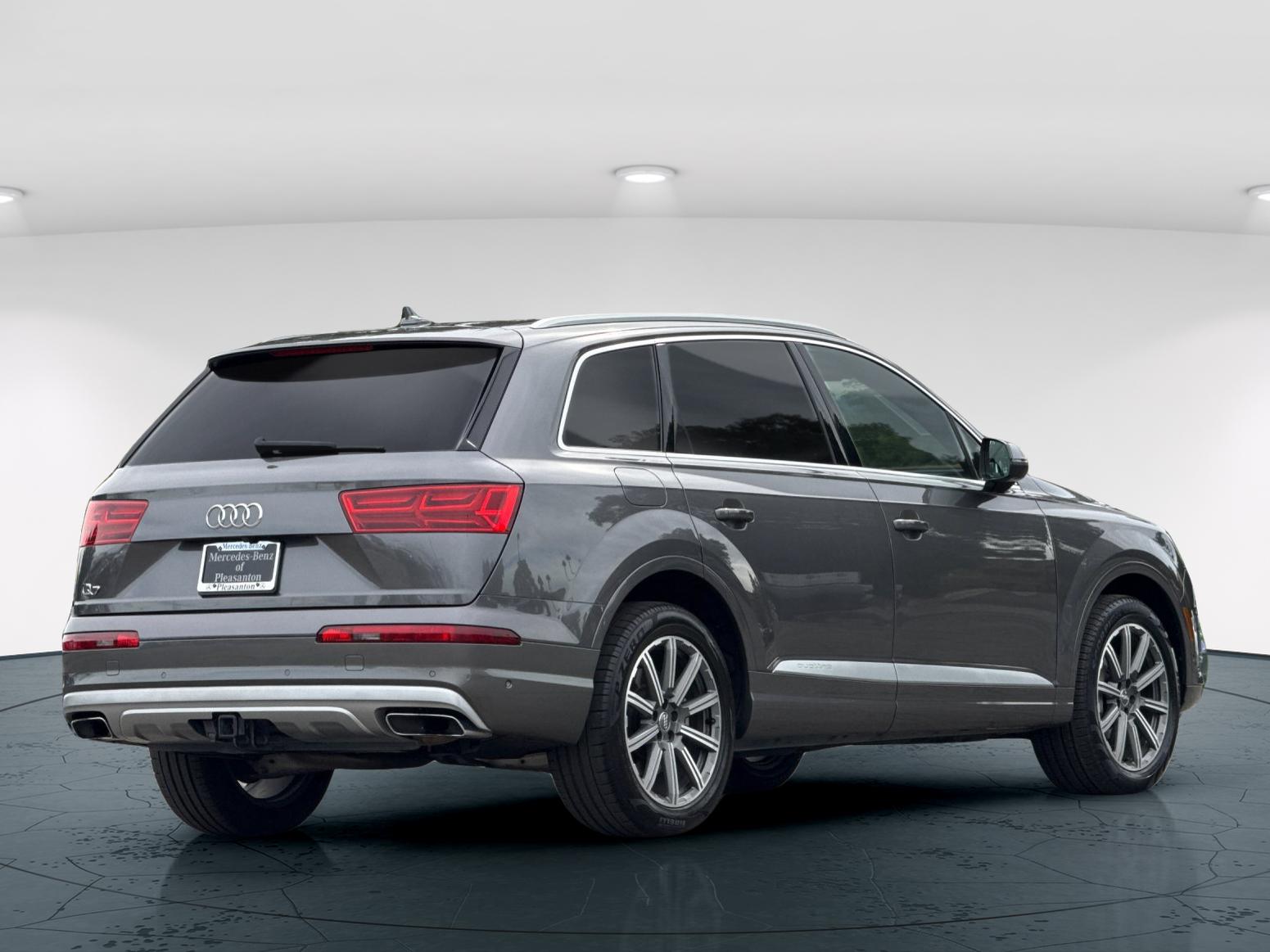 2019 Audi Q7 55 Premium photo 7