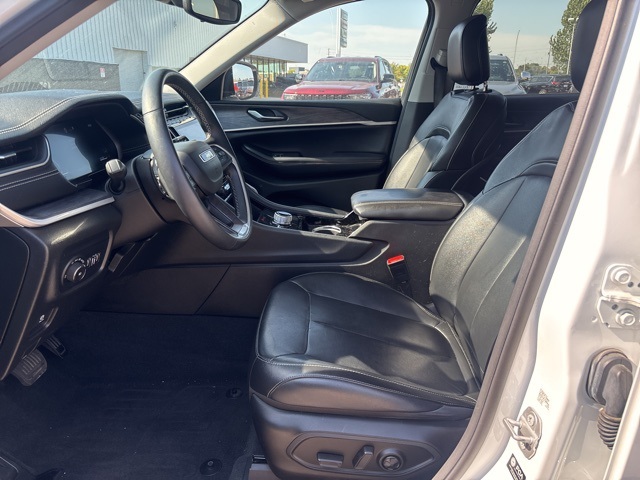 2022 Jeep Grand Cherokee Limited photo 7