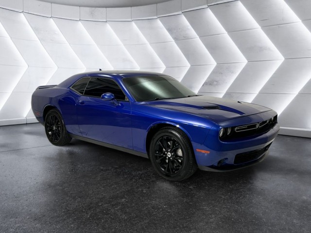 2021 Dodge Challenger SXT's photo