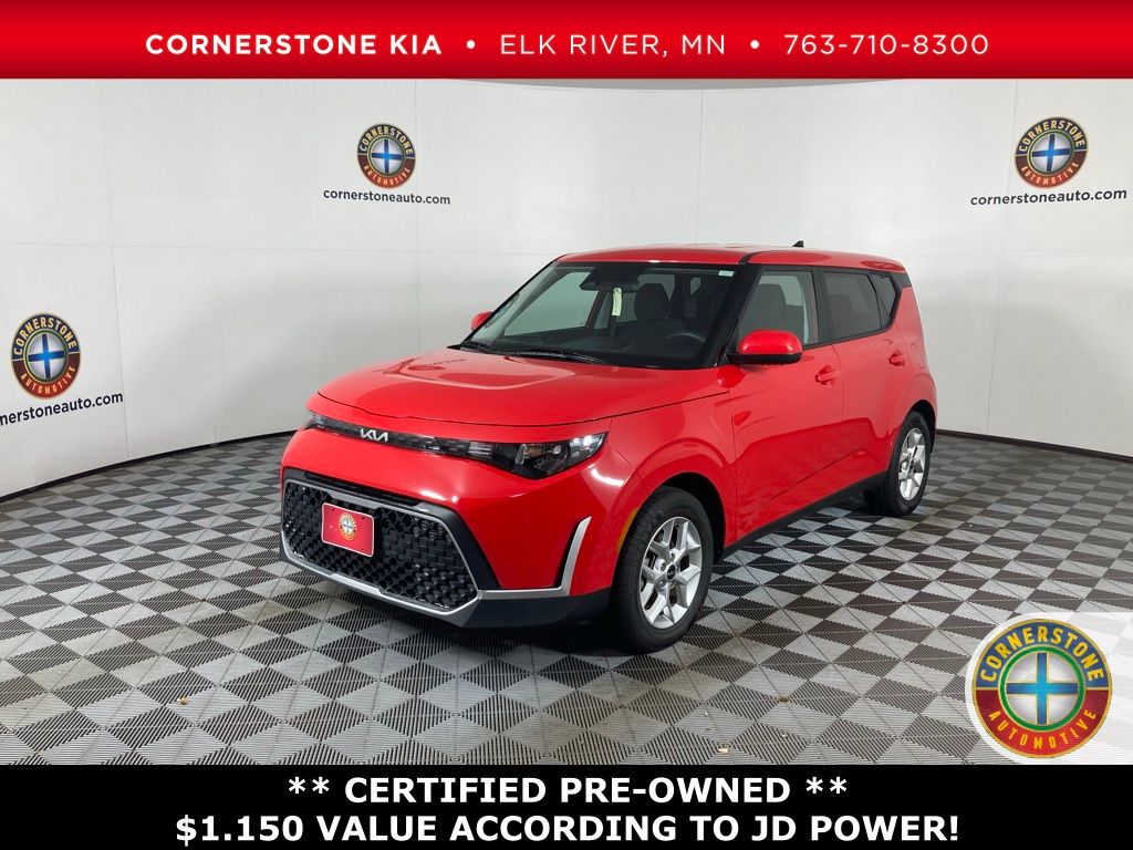 2024 Kia Soul LX's photo