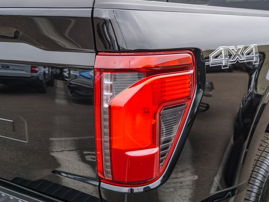2025 Ford F-150 XLT photo 9