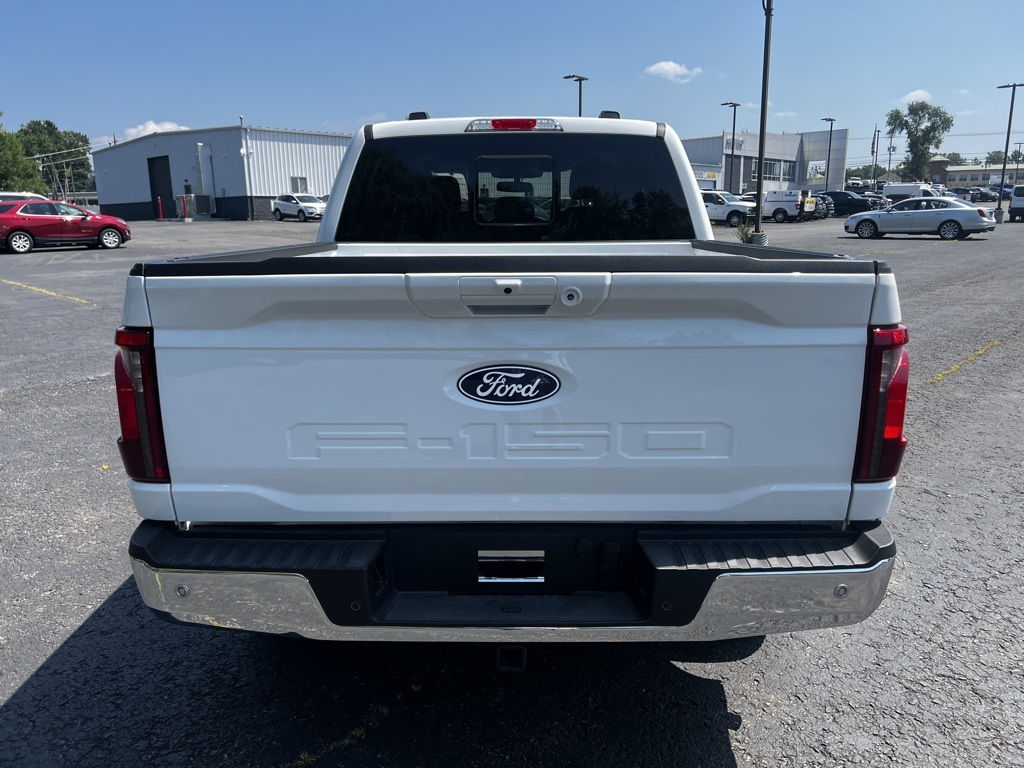 2025 Ford F-150 XLT photo 18