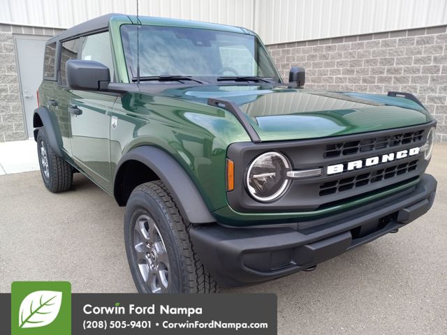 2025 Ford Bronco 4-Door Big Bend's photo