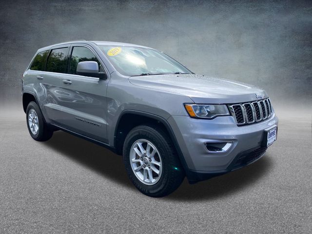 2019 Jeep Grand Cherokee Laredo photo 2