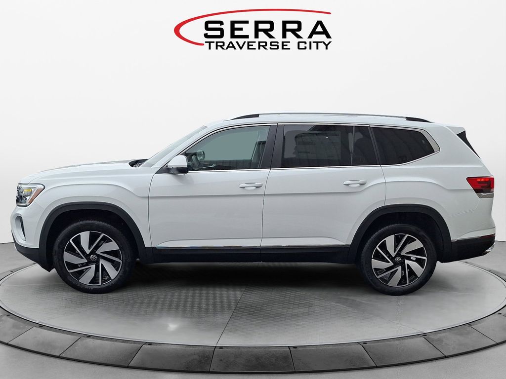 2025 Volkswagen Atlas SEL photo 2