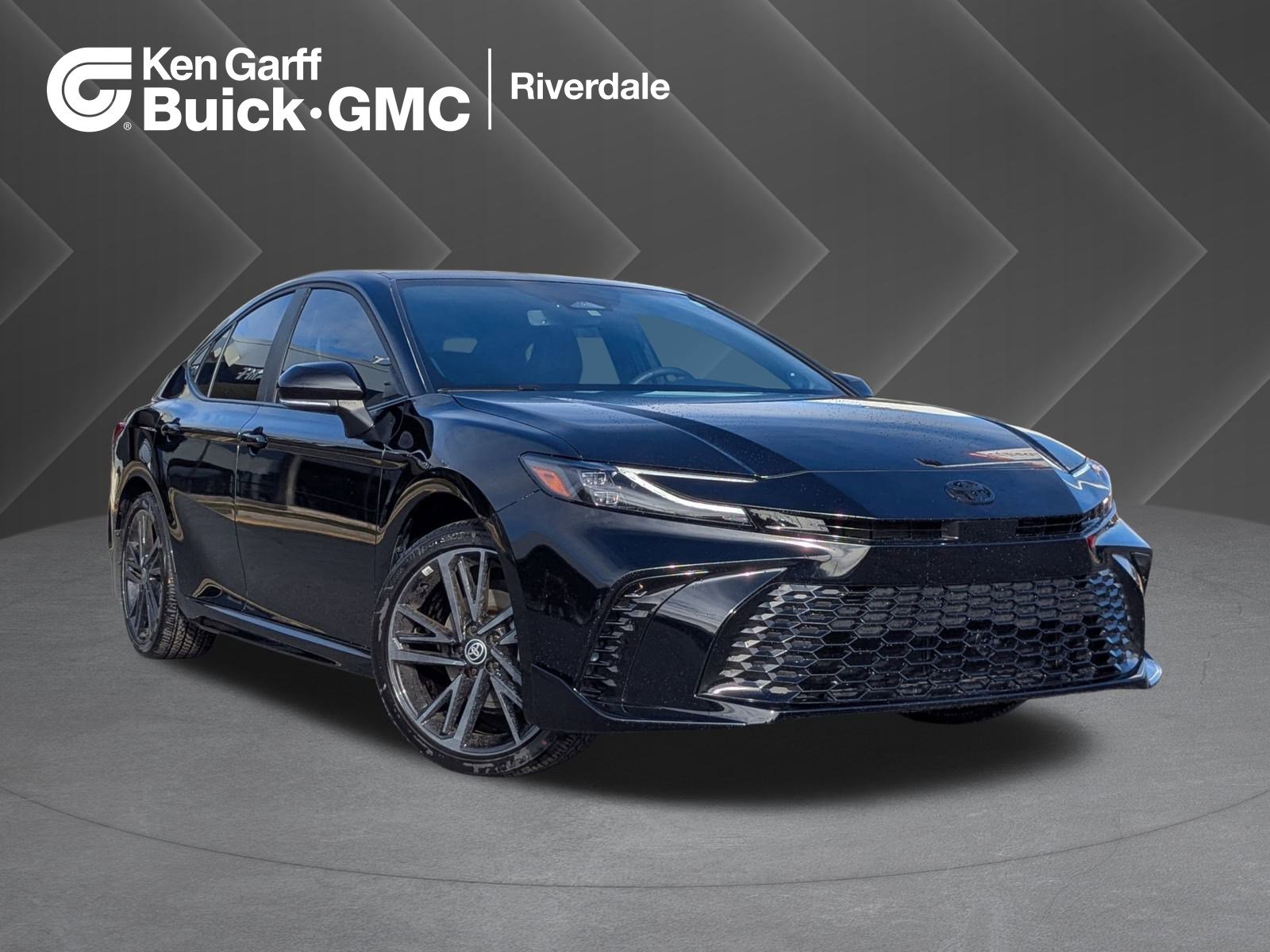 2025 Toyota Camry XSE's photo