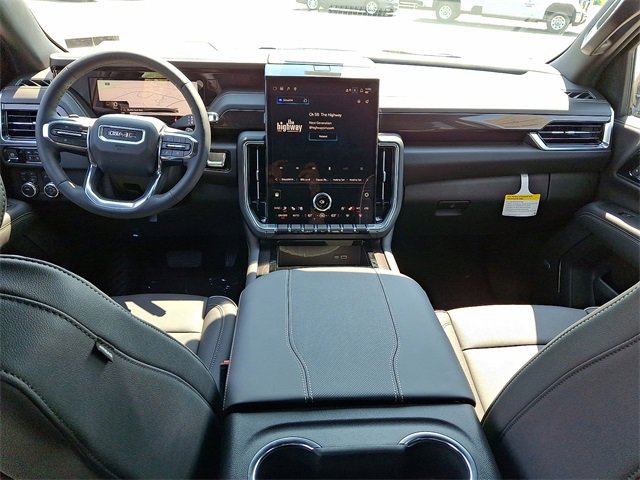 2025 Gmc Yukon Denali Ultimate photo 2
