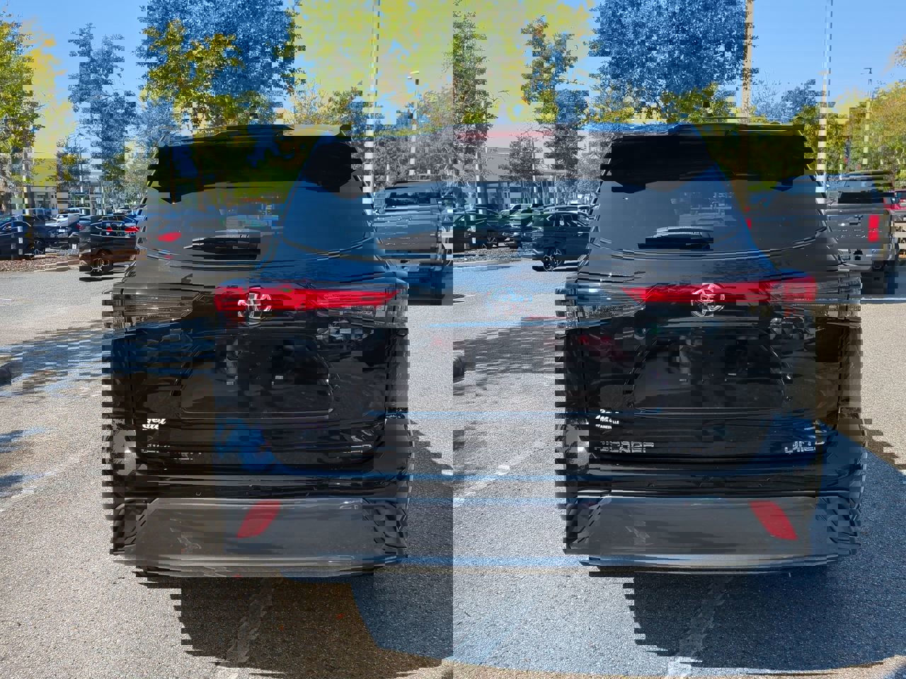 2023 Toyota Highlander Limited Platinum XLE XSE photo 4