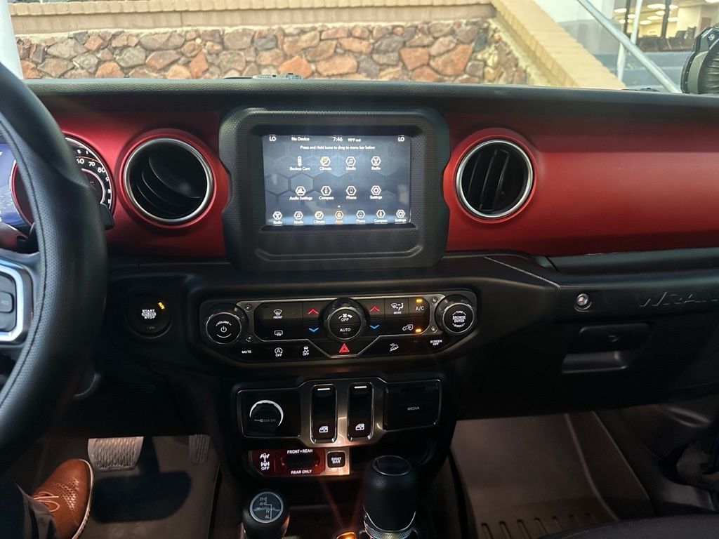 2020 Jeep Wrangler Rubicon photo 9