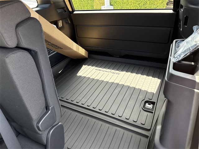 2025 Toyota 4Runner SR5 photo 14