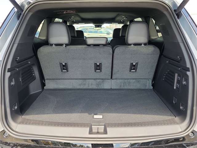 2026 Buick Enclave Sport Touring photo 3