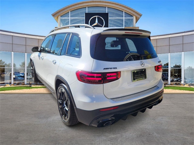 2025 Mercedes Benz GLB 35 AMG photo 3