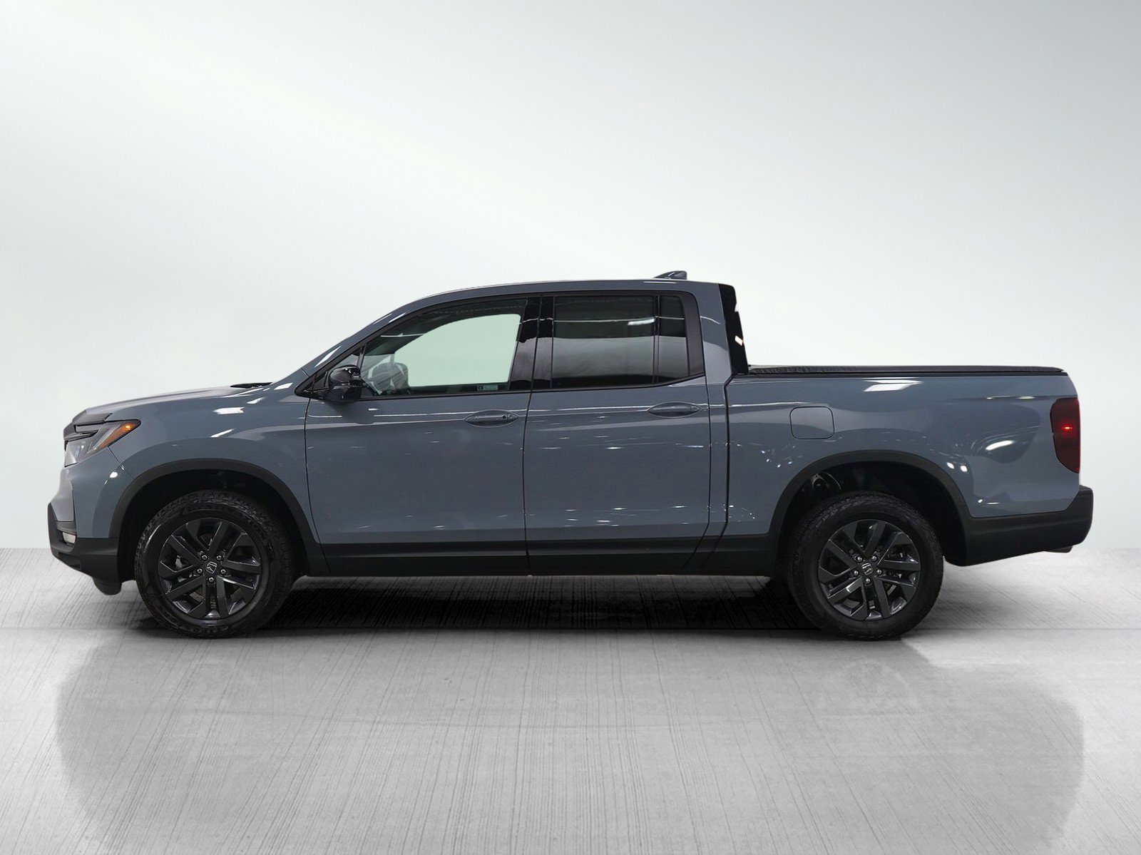 Used 2024 Honda Ridgeline Sport with VIN 5FPYK3F10RB009320 for sale in Burnsville, Minnesota