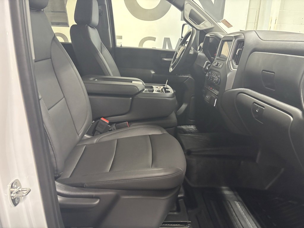 2024 Chevrolet Silverado 3500HD photo 26