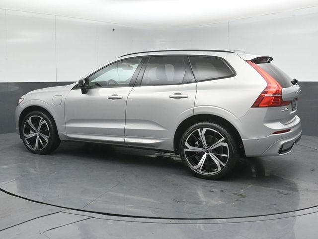 2022 VOLVO XC60 - Image 5