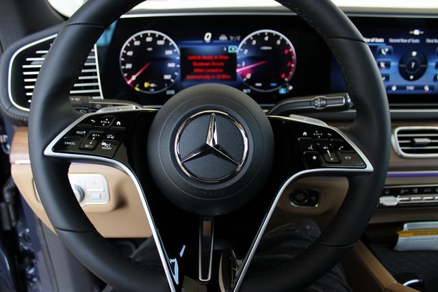 2026 Mercedes Benz GLS 450 4MATIC photo 22