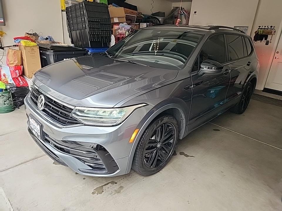2022 Volkswagen Tiguan SE R-LINE BLACK