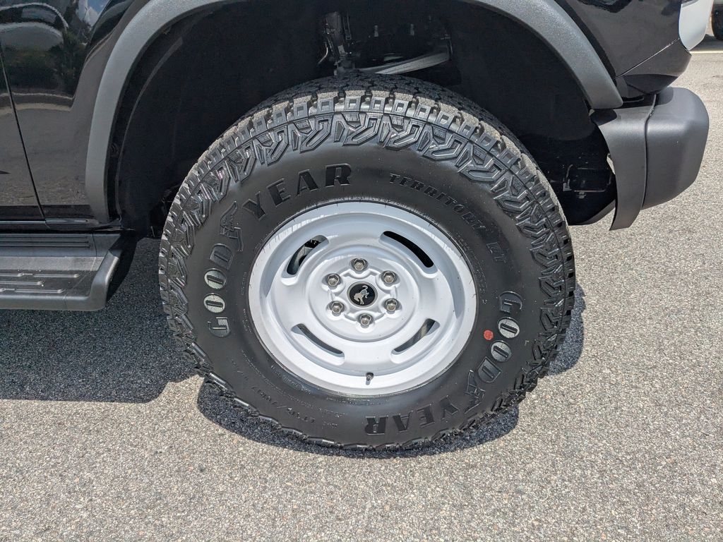2025 Ford Bronco Heritage First Edition photo 11