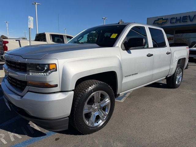 2018 Chevrolet Silverado 1500 Custom's photo