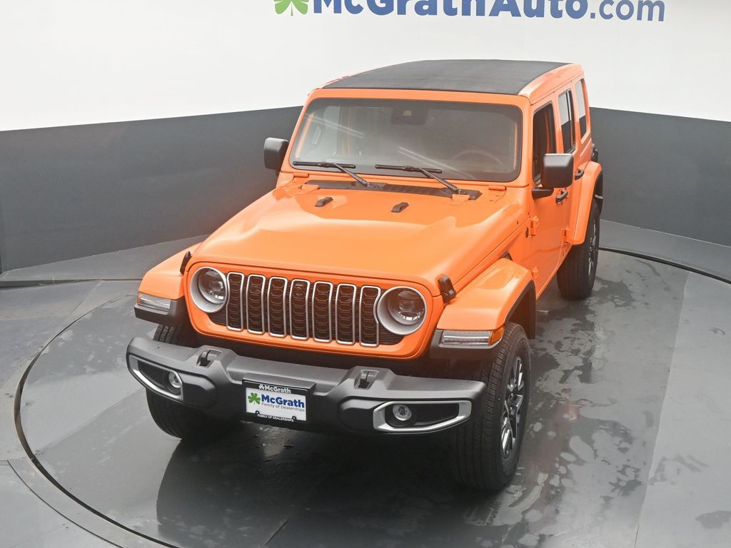 2025 Jeep Wrangler Sahara photo 21