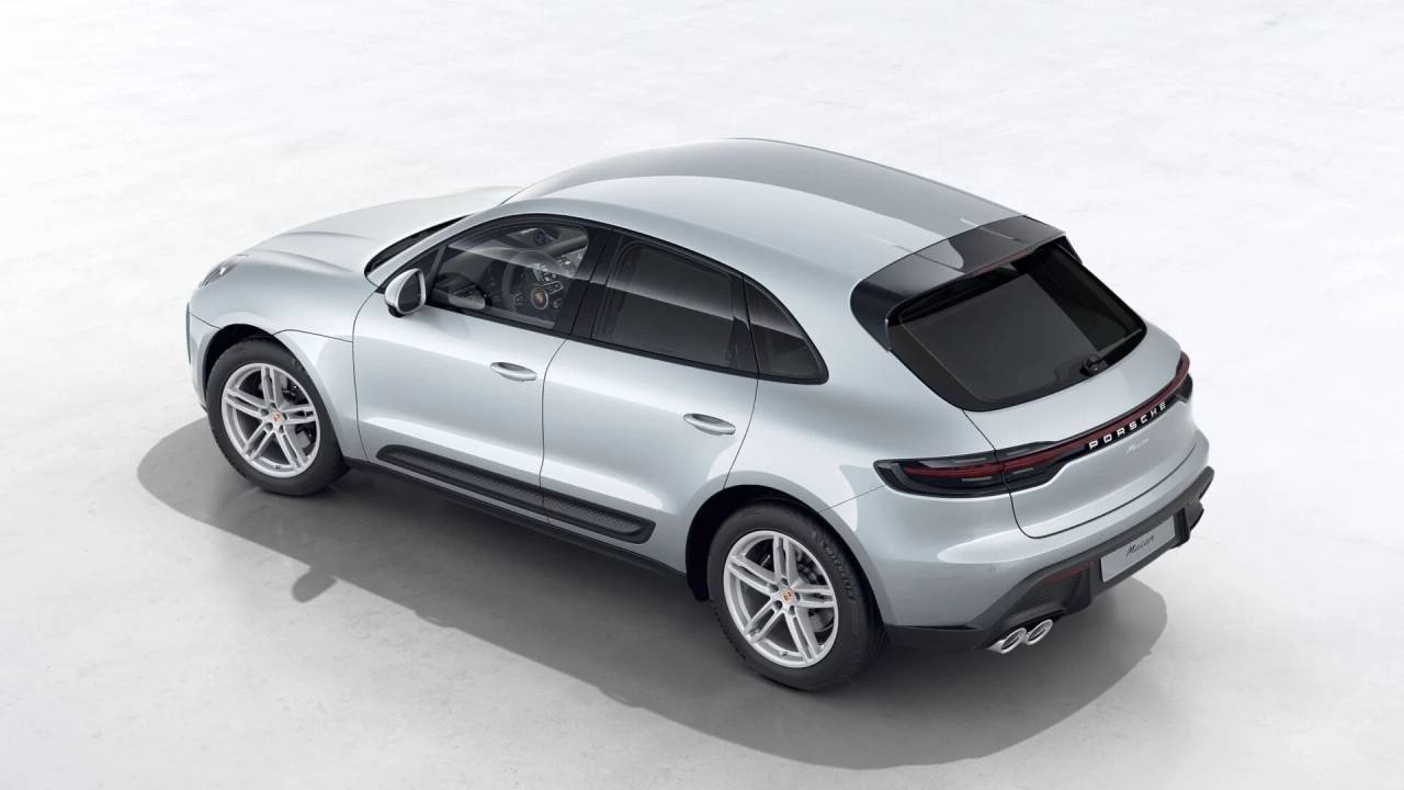 2026 Porsche Macan T photo 4