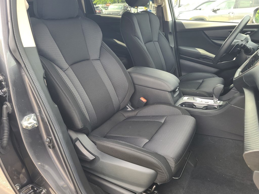 2024 Subaru Ascent Premium photo 8