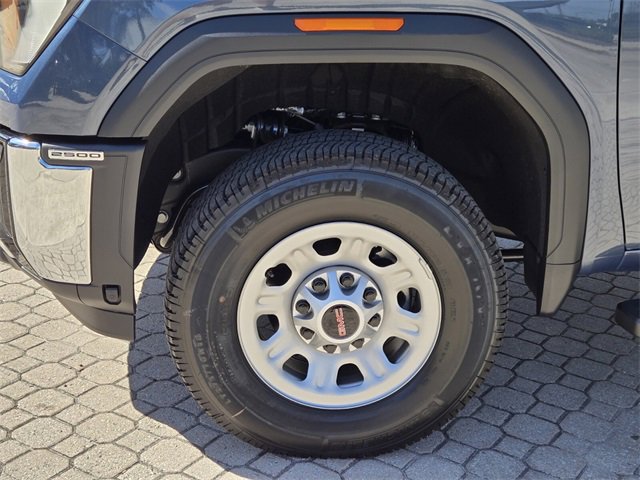 2025 Gmc Sierra Pro photo 4