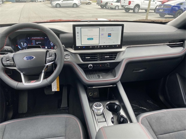 2025 Ford Explorer ST photo 11