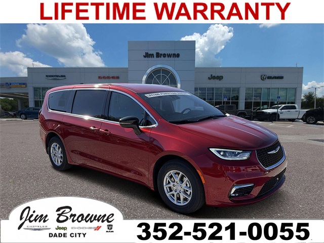 2026 Chrysler Pacifica Select's photo