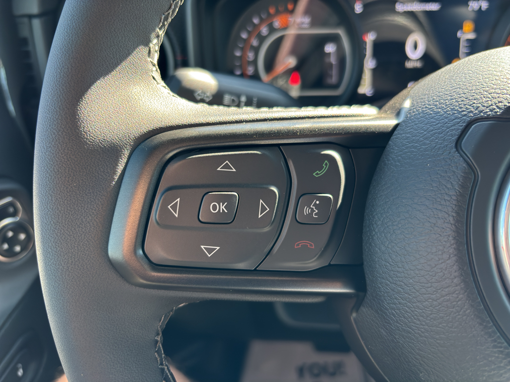 2025 Jeep Wrangler Rubicon photo 35