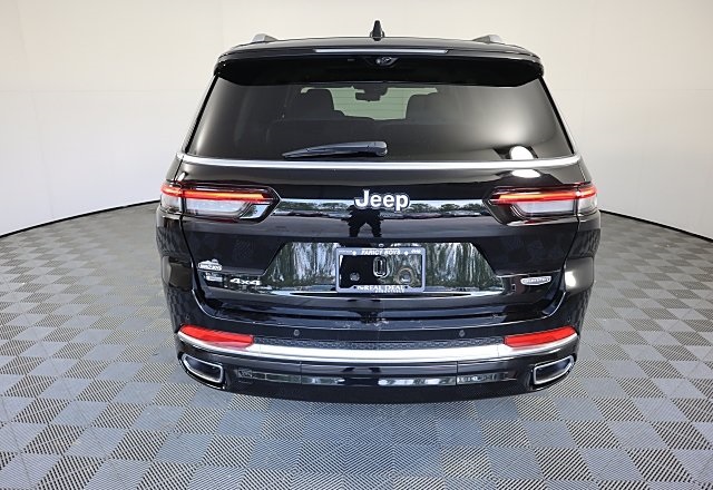 2021 Jeep Grand Cherokee L Summit photo 4