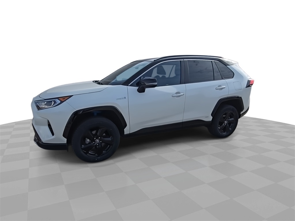 2020 Toyota RAV4 Hybrid XSE photo 3