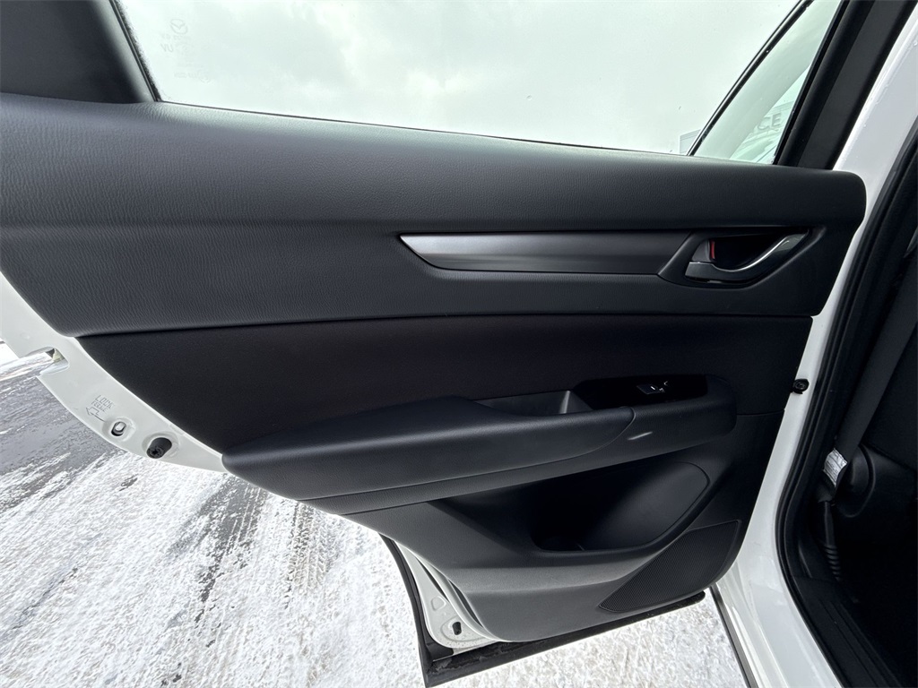 2025 MAZDA CX-5 - Image 19