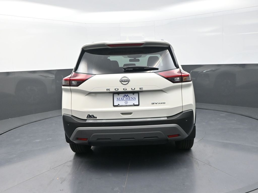 2022 Nissan Rogue SV photo 3