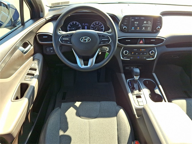 2019 Hyundai Santa Fe SE photo 9