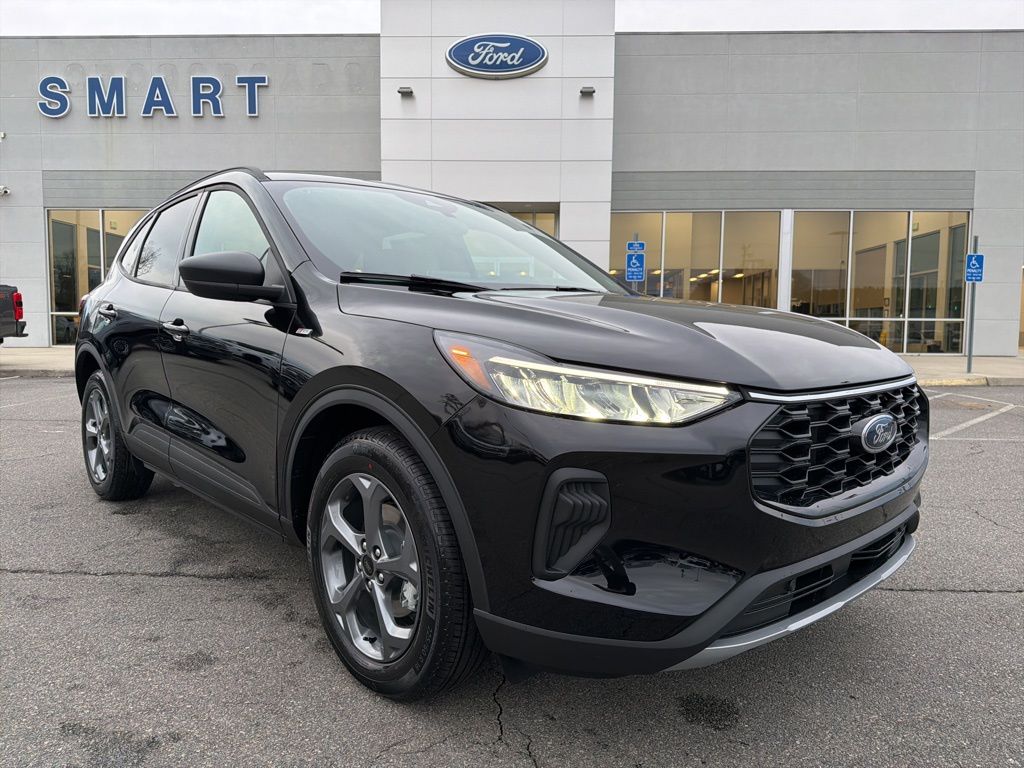 2026 Ford Escape ST-Line's photo