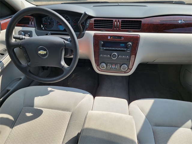 2009 Chevrolet Impala 1LT photo 30